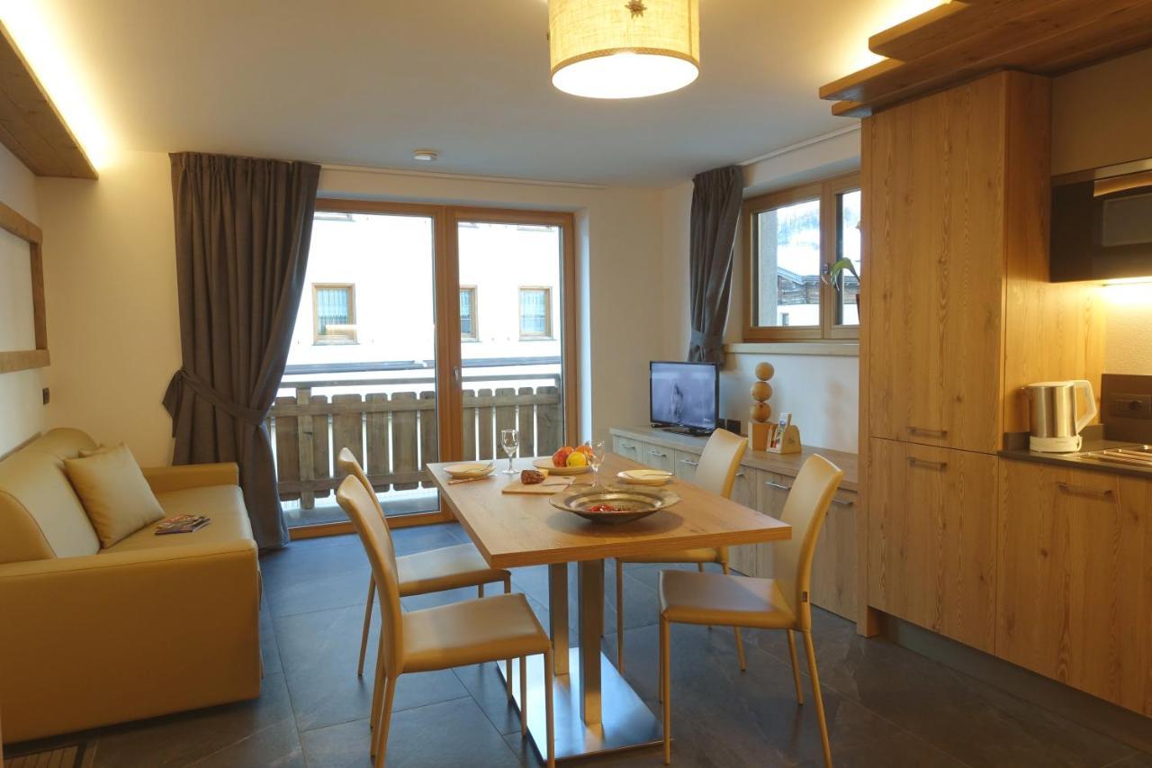 Casa Giusto Apartment Livigno Bagian luar foto