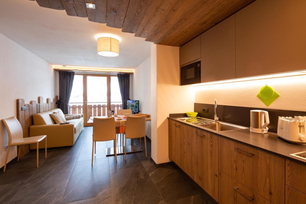Casa Giusto Apartment Livigno Bagian luar foto